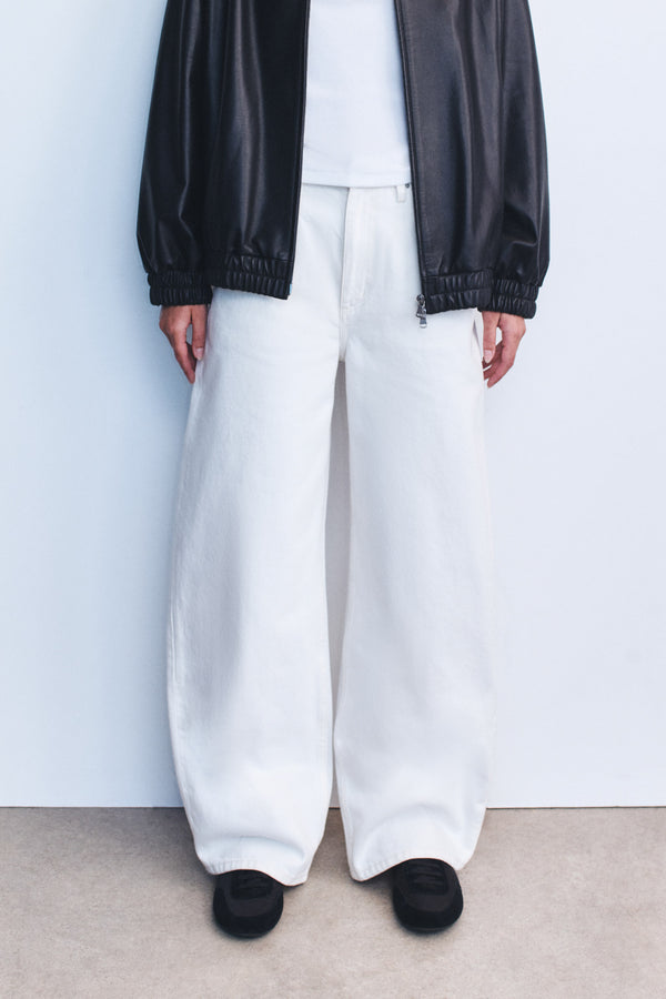 Low Curve Mid Rise Jean