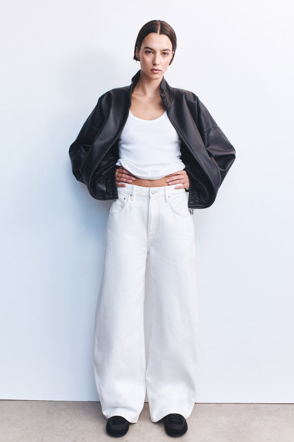 Low Curve Mid Rise Jean