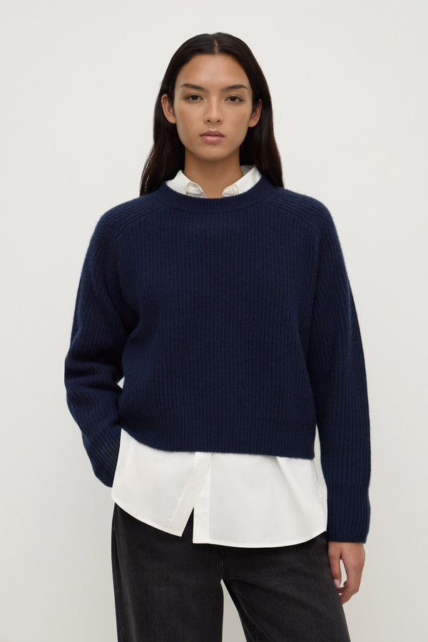Amerie_Cashmere_Knit_Jumper_Navy_0744