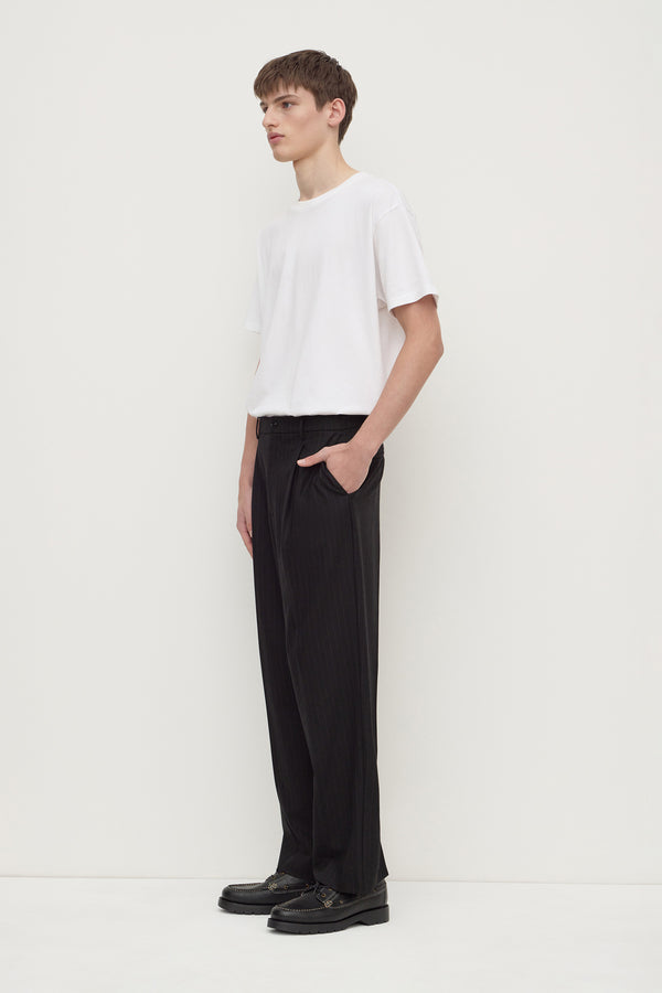 Brody_Tapered_Wool_Pant_Black_Pinstripe_0312