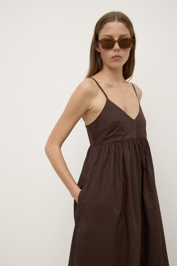 Bronte_Poplin_Midi_Dress_Ganache_2465jpg