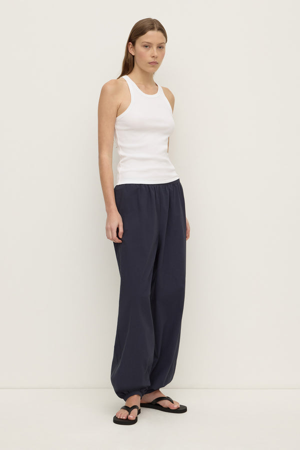 Della_Cotton_Pant_Navy_0605