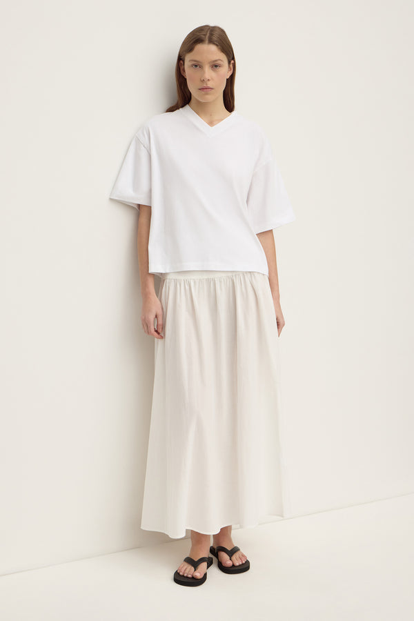 Ellie_V_Neck_Oversized_Tee_White_0521