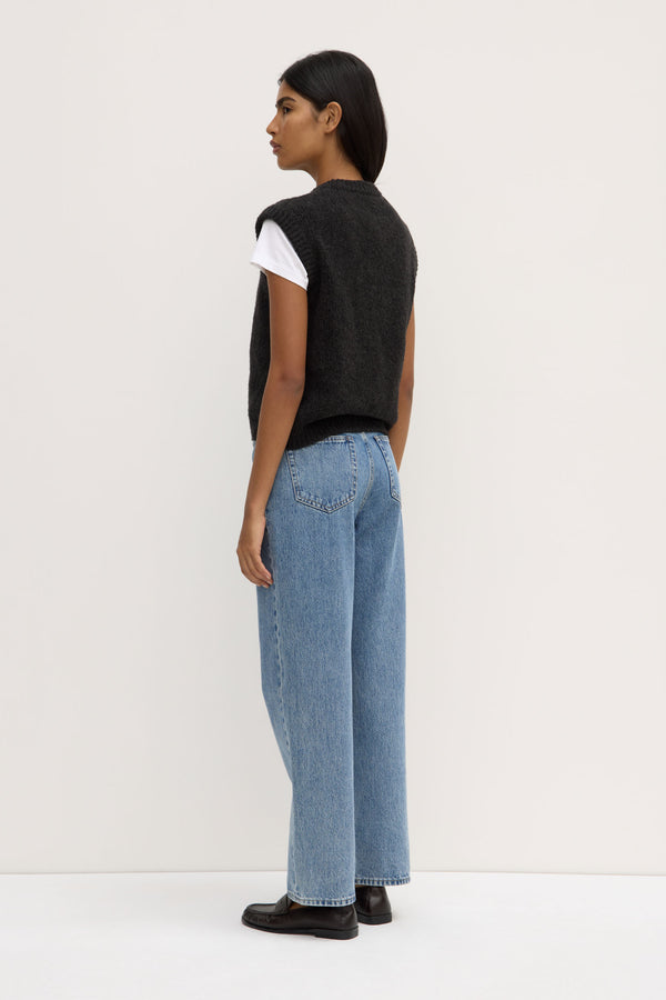 Everly_Knit_Vest_Black_0515