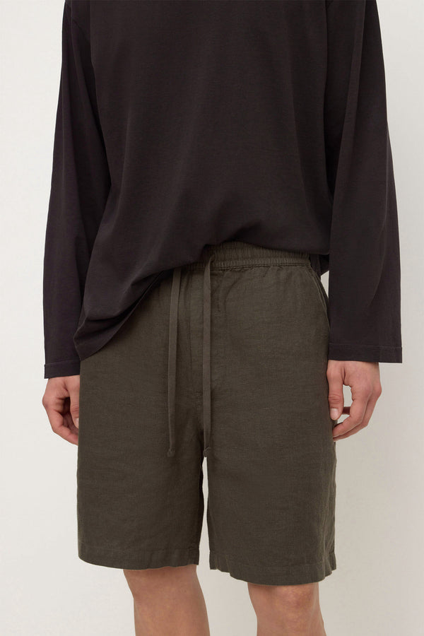 Finley_Linen_Short_Dark_Military_0949