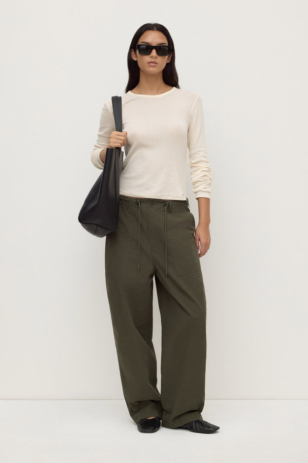 Gigi_Barrel_Pant_Dark_Military_1145