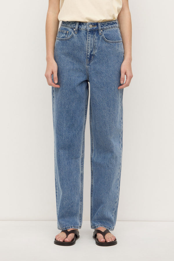 High Waist Straight Jean