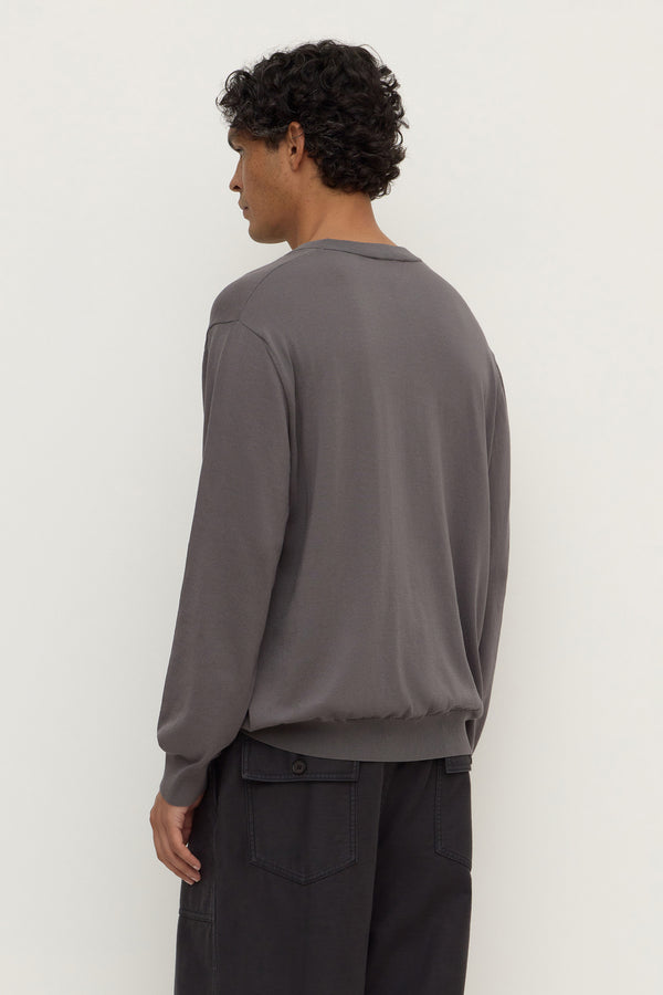 Hugh_Knit_Crew_Washed_Charcoal_0852