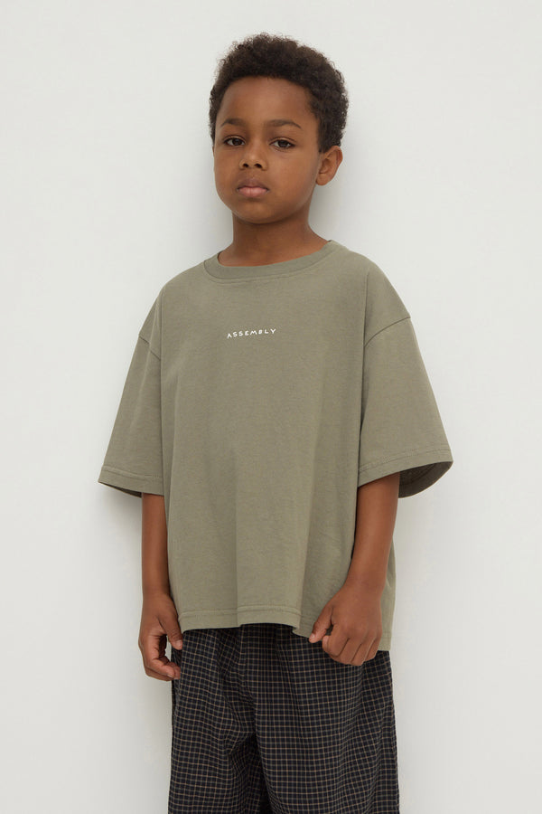 Kids_Cappie_Logo_Tee_Herb_0100