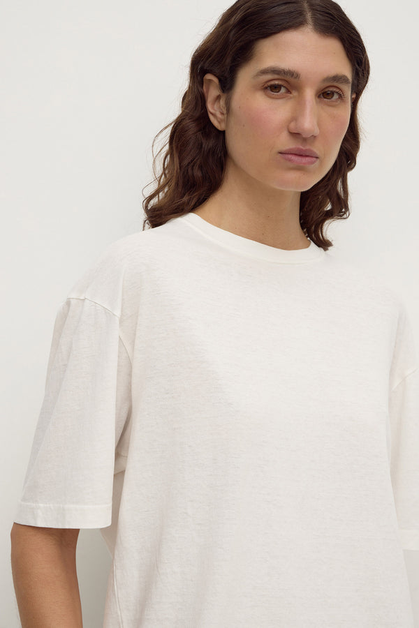 Kira_Cotton_Hemp_Tee_Antique_White_1639
