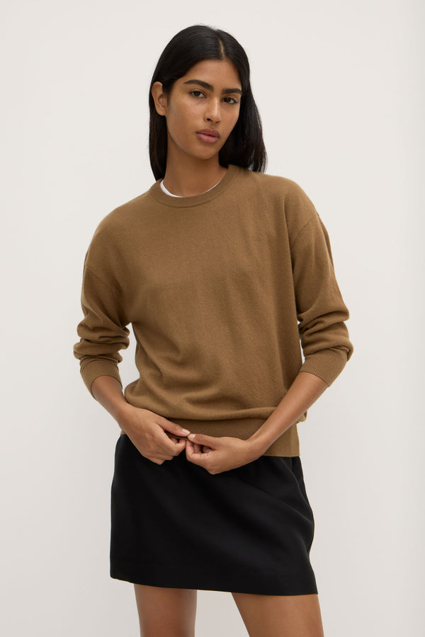 Lara_Cashmere_Knit_Fawn_0061