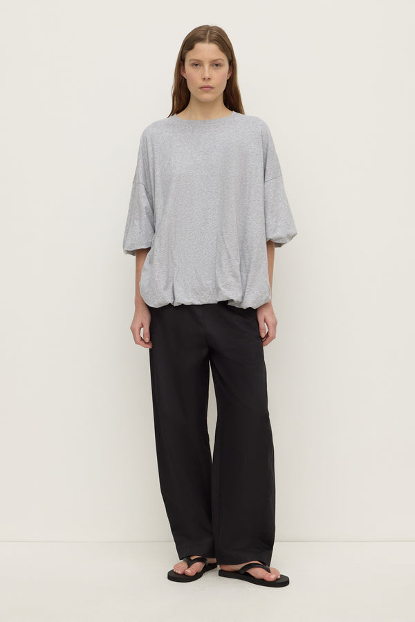 Leah_Bagged_Out_Tee_Grey_Marle_1979