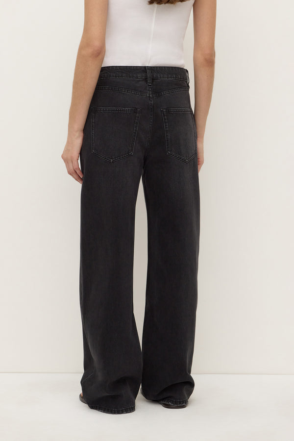 Low_Curve_Mid_Rise_Jean_Faded_Black_1440