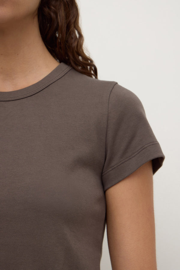 Lyla_Cap_Sleeve_Tee_Bark_2345