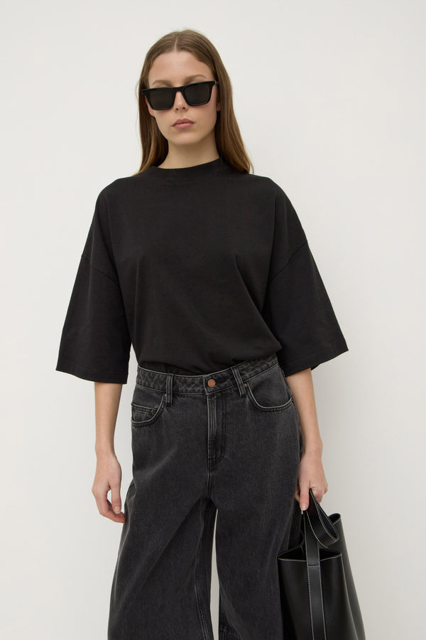 Max_Cotton_Oversized_Tee_Black_1335jpg