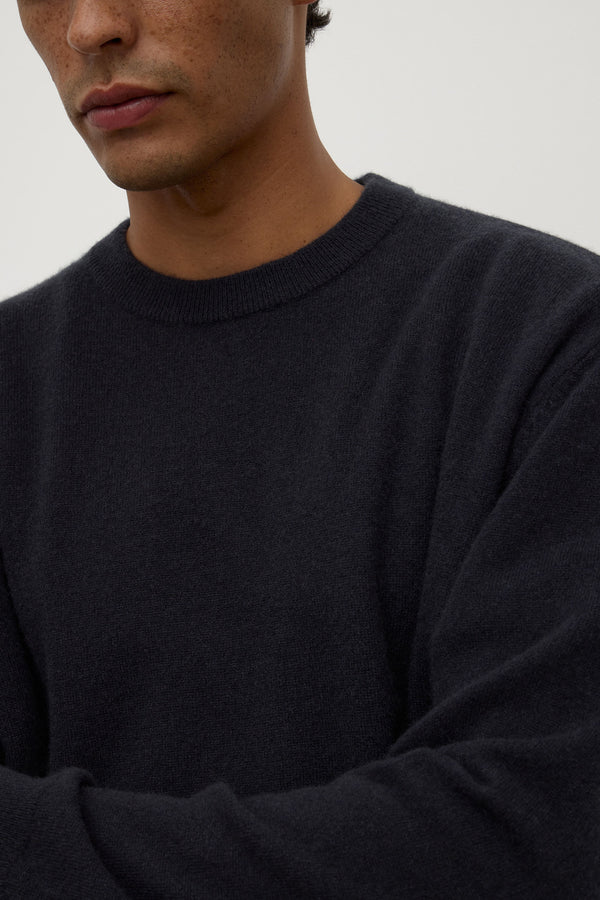 Mens_Cashmere_Crew_Neck_Knit_True_Navy_1530