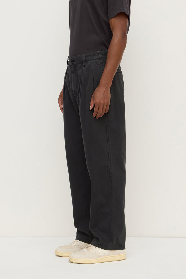 Miles Pleated Chino