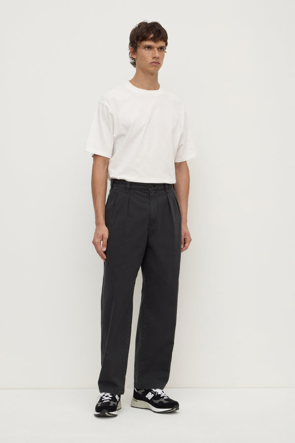 Miles Pleated Chino