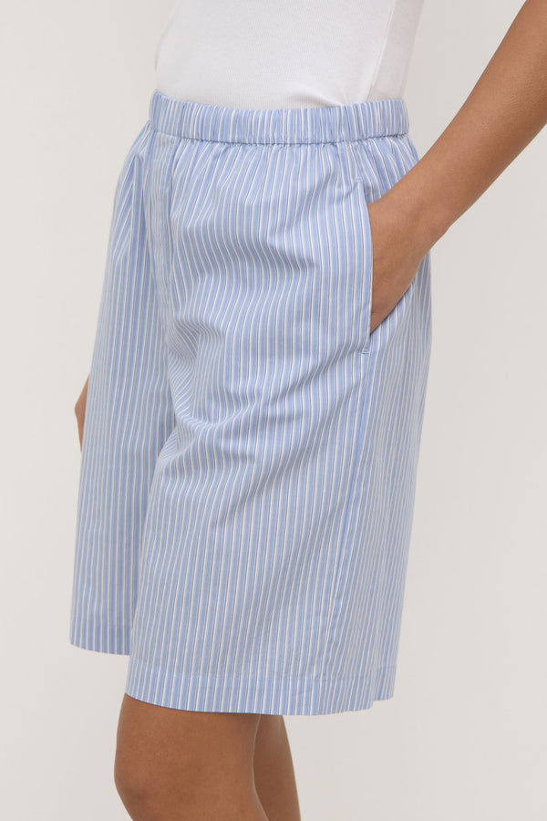 Nixie_Stripe_Short_Blue_1322jpeg