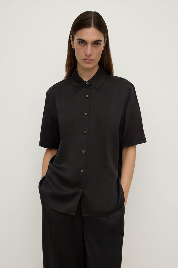Pippa_Silk_Short_Sleeve_Shirt_Black_2103