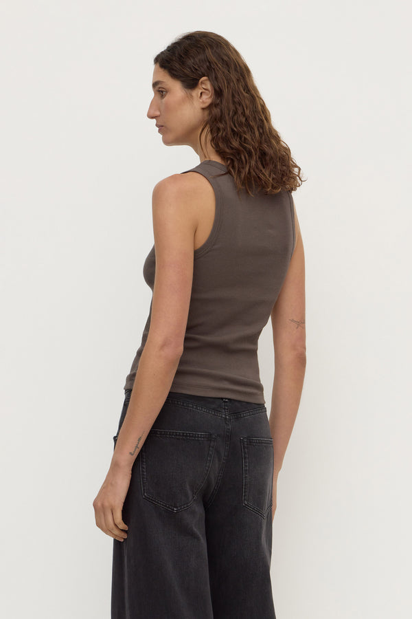 Robyn_Scoop_Neck_Rib_Tank_Bark_1928