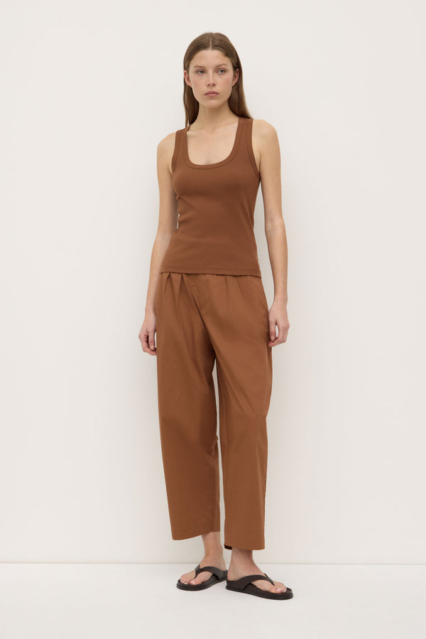 Robyn_Scoop_Neck_Rib_Tank_Earth_0852