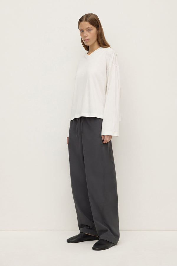 Stella_V_Neck_Oversized_LS_Tee_White_0697