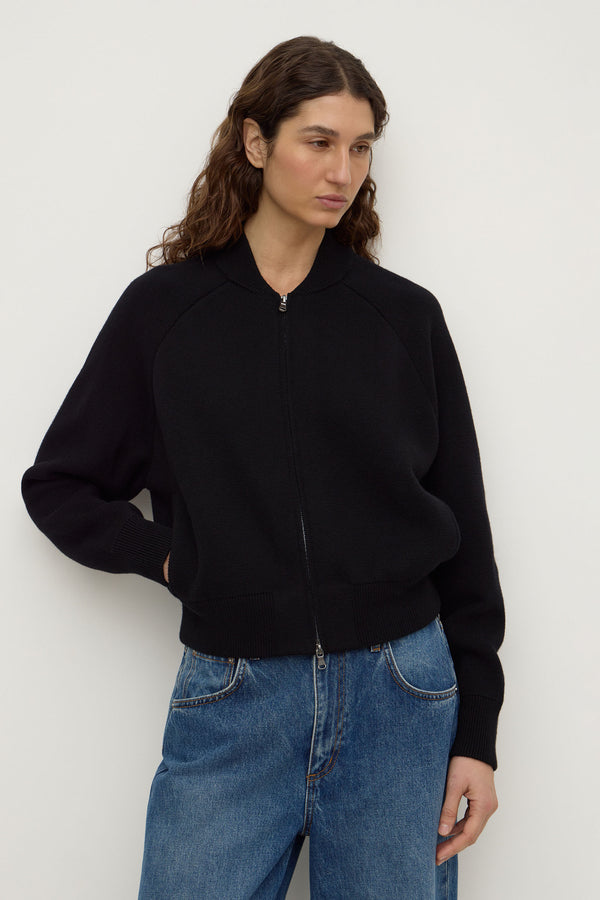 Talia_Milano_Knit_Bomber_Black_0053