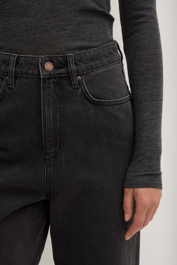 High Waist Straight Jean