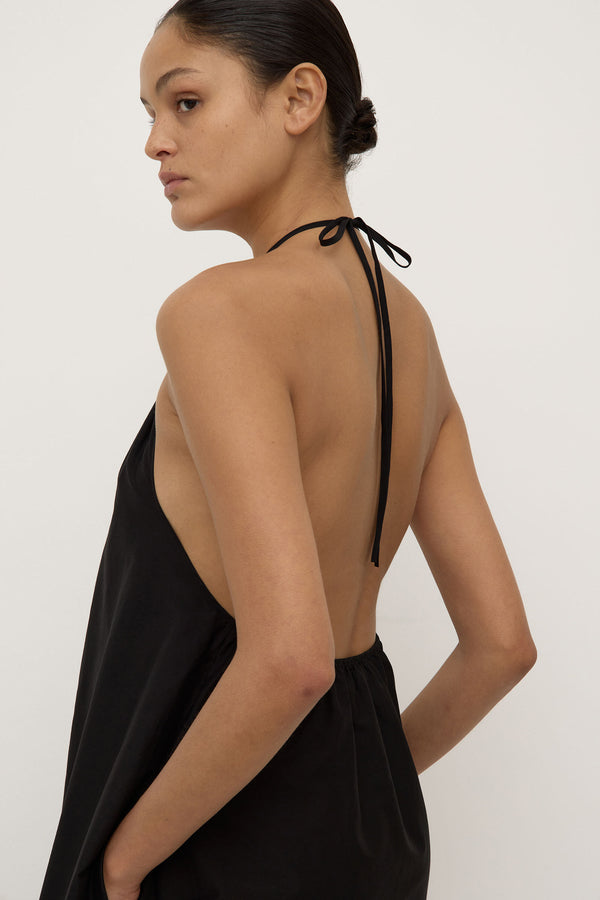 Addison_Halter_Maxi_Dress_Black_0449