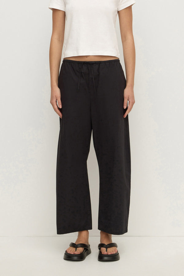 Amara Pant