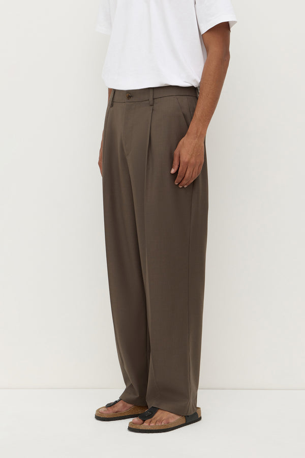 Ari_Tailored_Pant_Ganache_Marle_0039