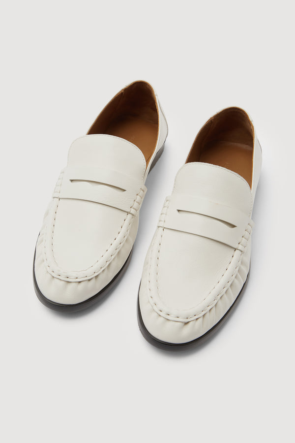 Avenue Leather Loafer