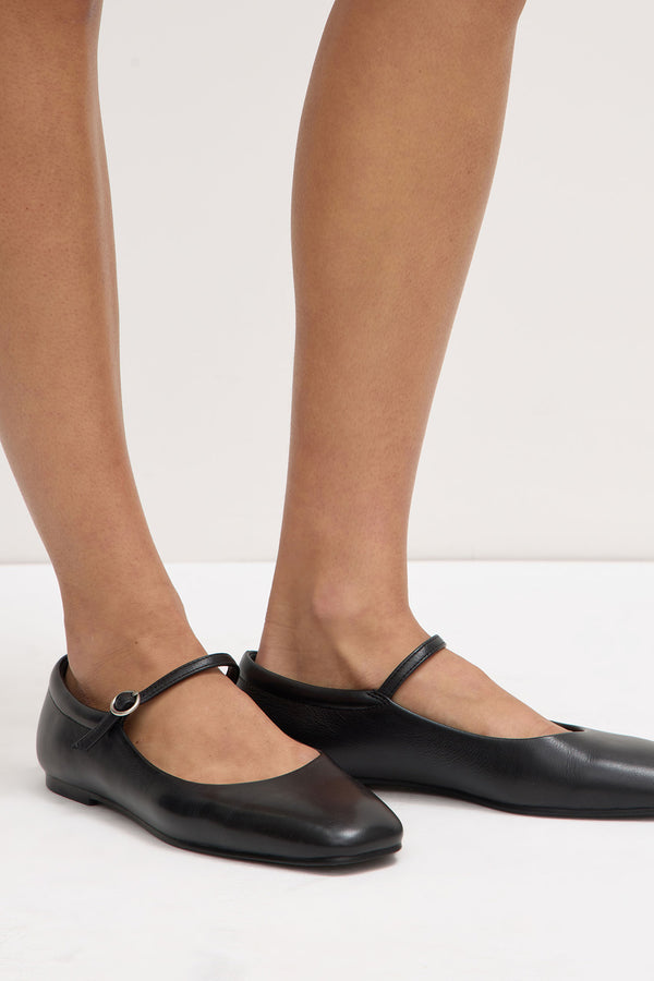 Beth Leather Ballet Flat