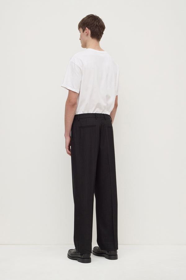 Brody_Tapered_Wool_Pant_Black_Pinstripe_0318