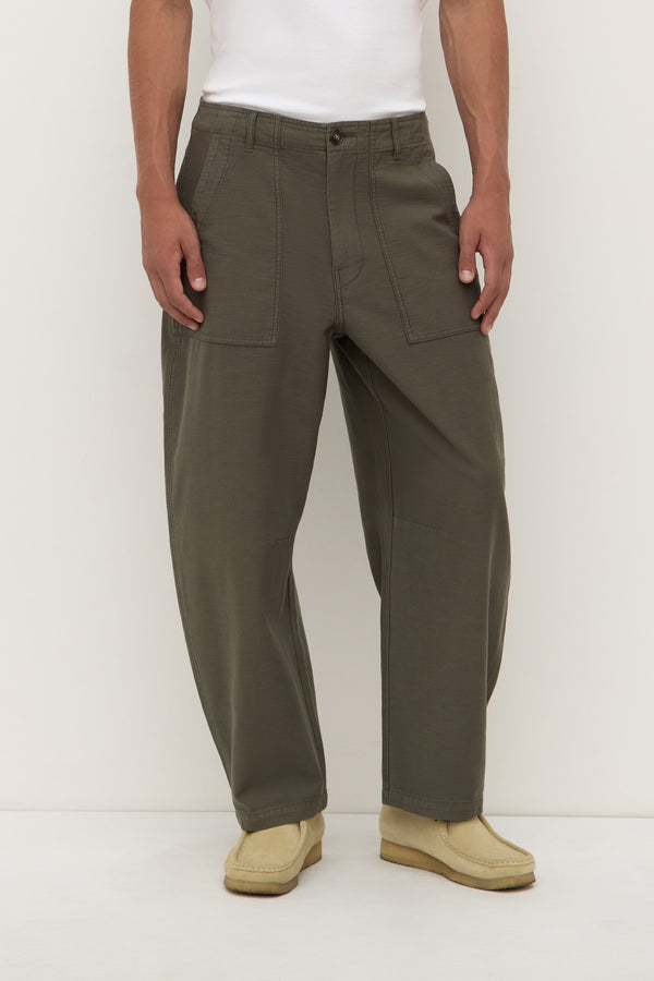 Carrier_Pant_Moss_17260