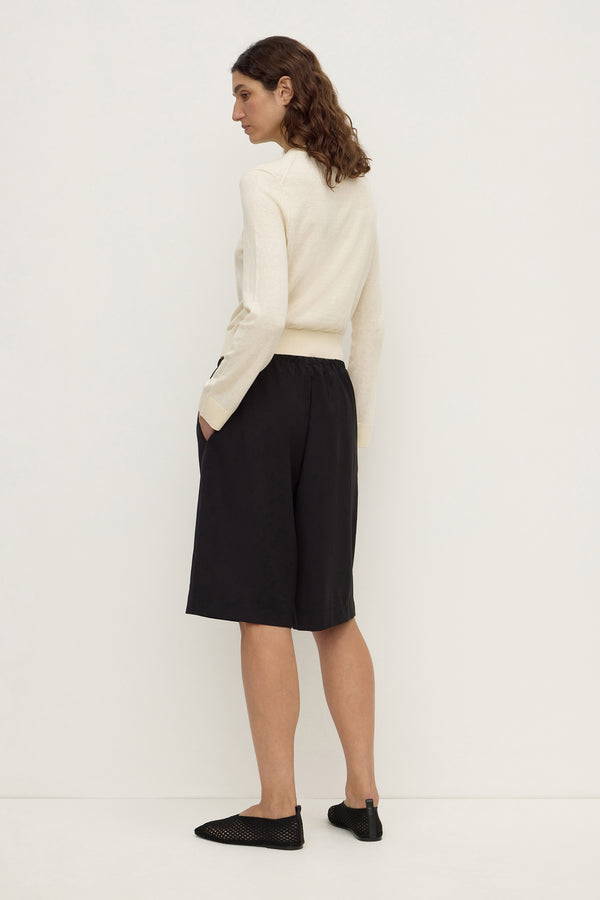Danielle_Wool_Short_Black_1701