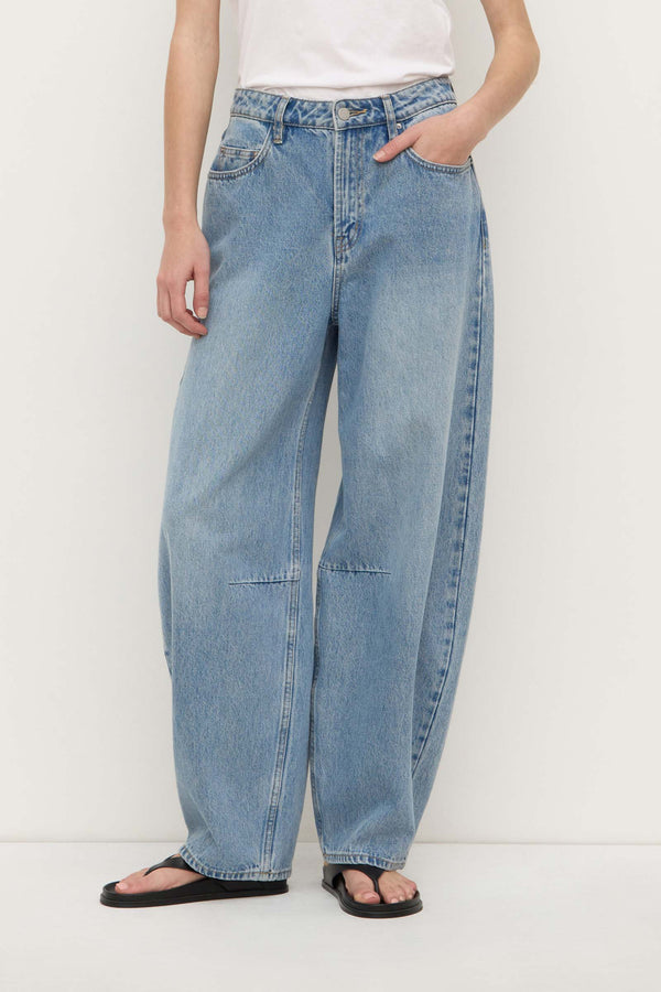 High Rise Barrel Jean