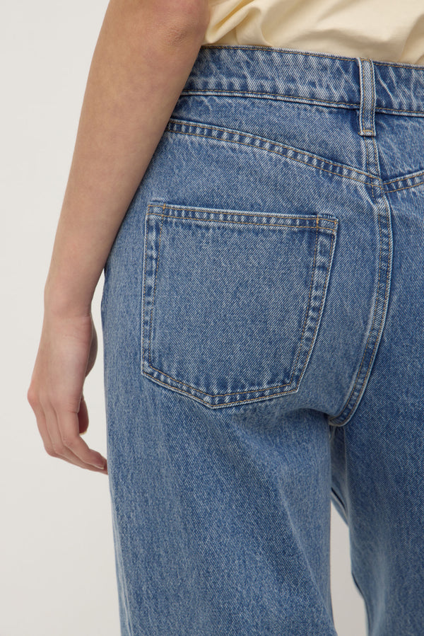 High Waist Straight Jean