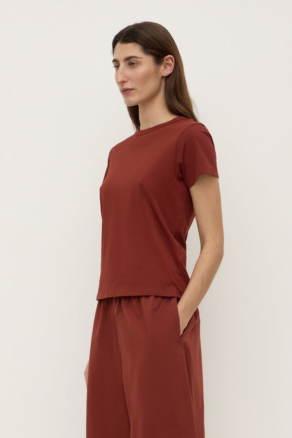 Indi_Short_Sleeve_Tee_Russet_0780