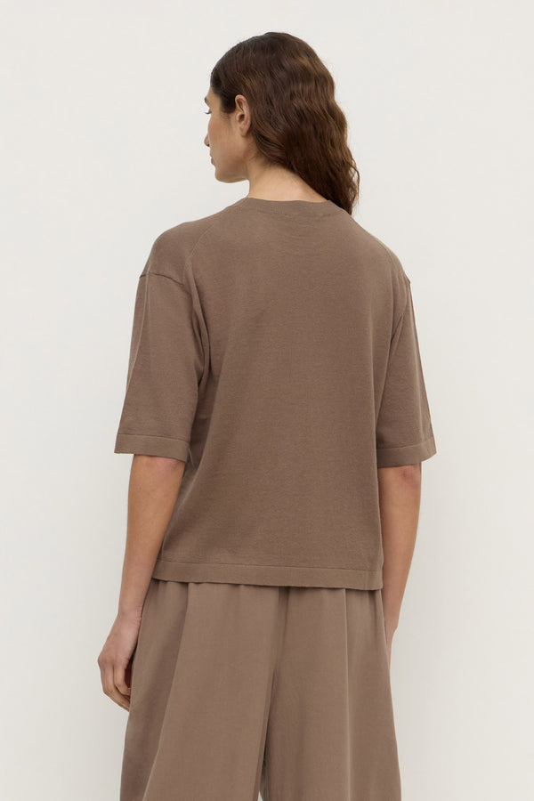 Kensy_Cotton_Cashmere_Tee_Dark_Sand_1281