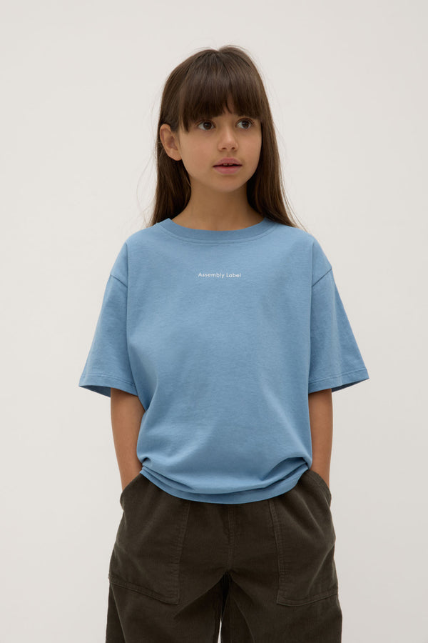 Kids_Atelier_Logo_Tee_Sea_Blue_0425jpeg