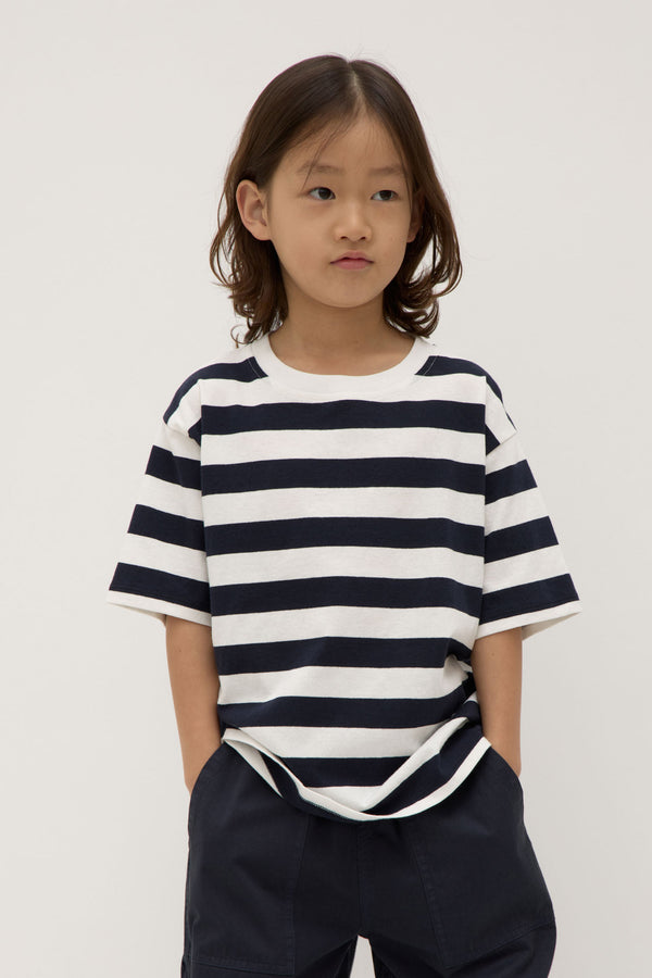 Kids_Wide_Stripe_Tee_True_Navy_Antique_White_0262jpeg