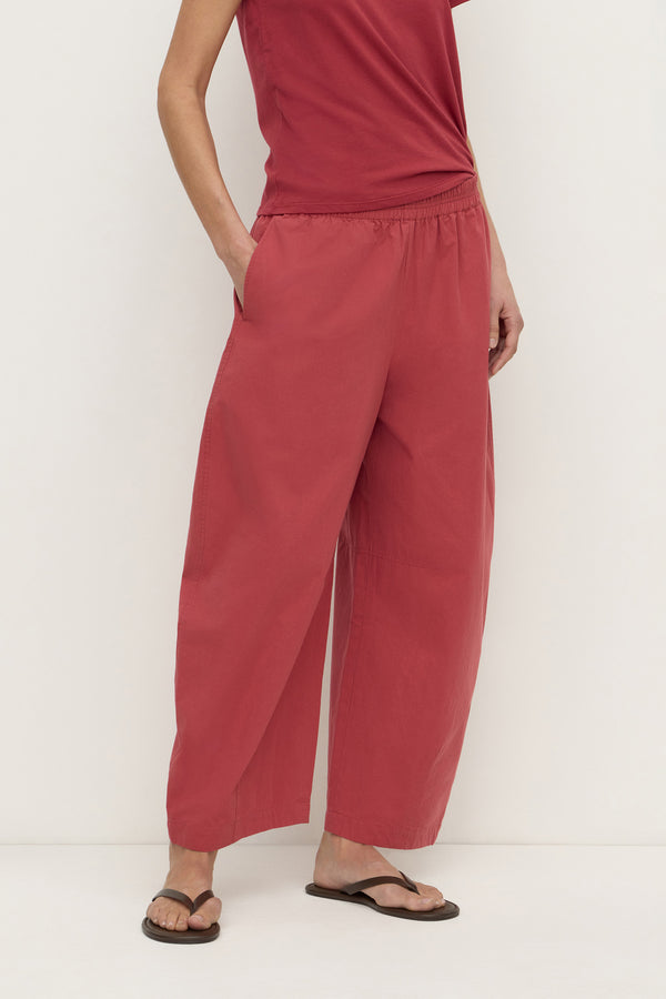 Lola_Barrel_Pant_Raisin_0681
