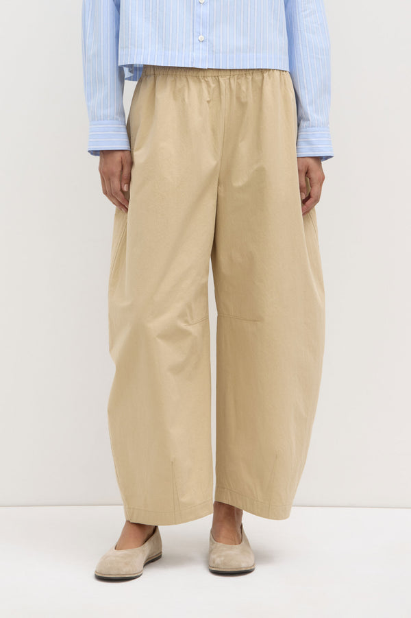 Lola Barrel Pant