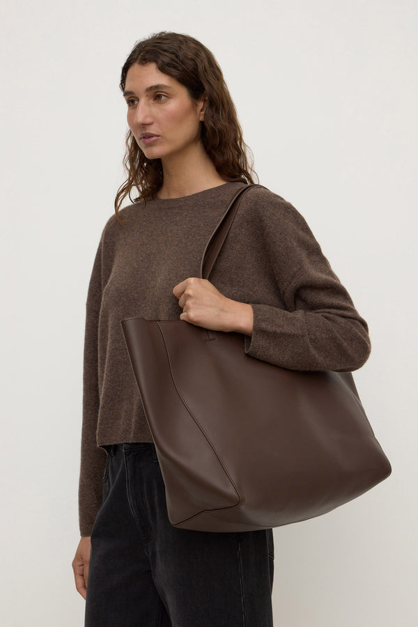 Marina_Leather_Tote_Walnut_3038