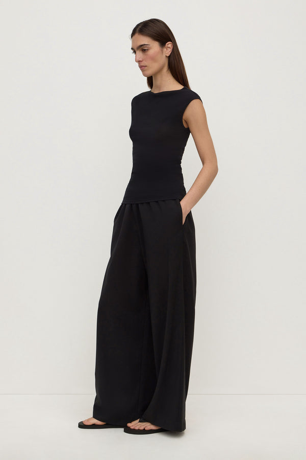 Mika_Capped_Sleeve_Top_Black_1646