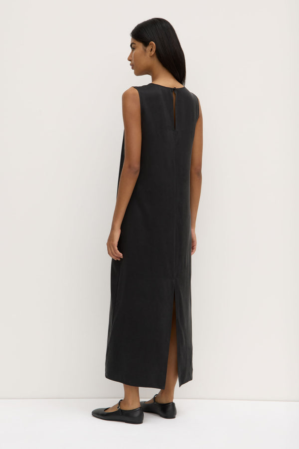 Nola_Silk_Maxi_Dress_Black_0082