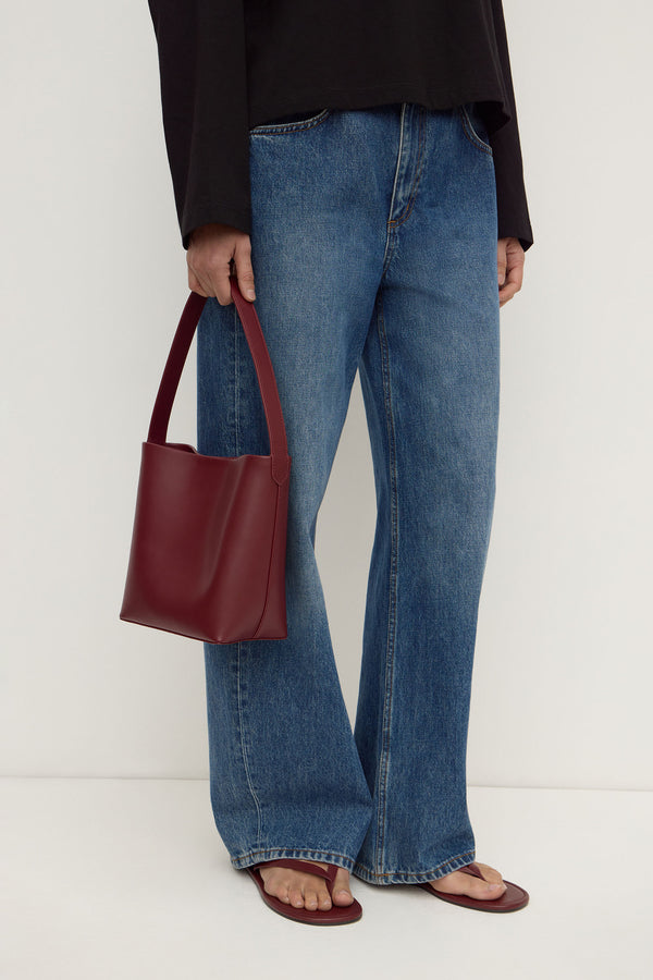 Nova_Mini_Bucket_Bag_Raisin_2085