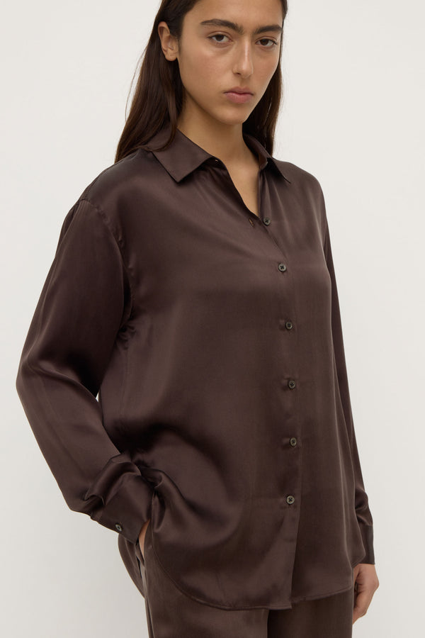 Pippa_Silk_Long_Sleeve_Shirt_Ganache_0936jpeg